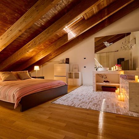Luxy Appartment Close Navigli Milano Esterno foto
