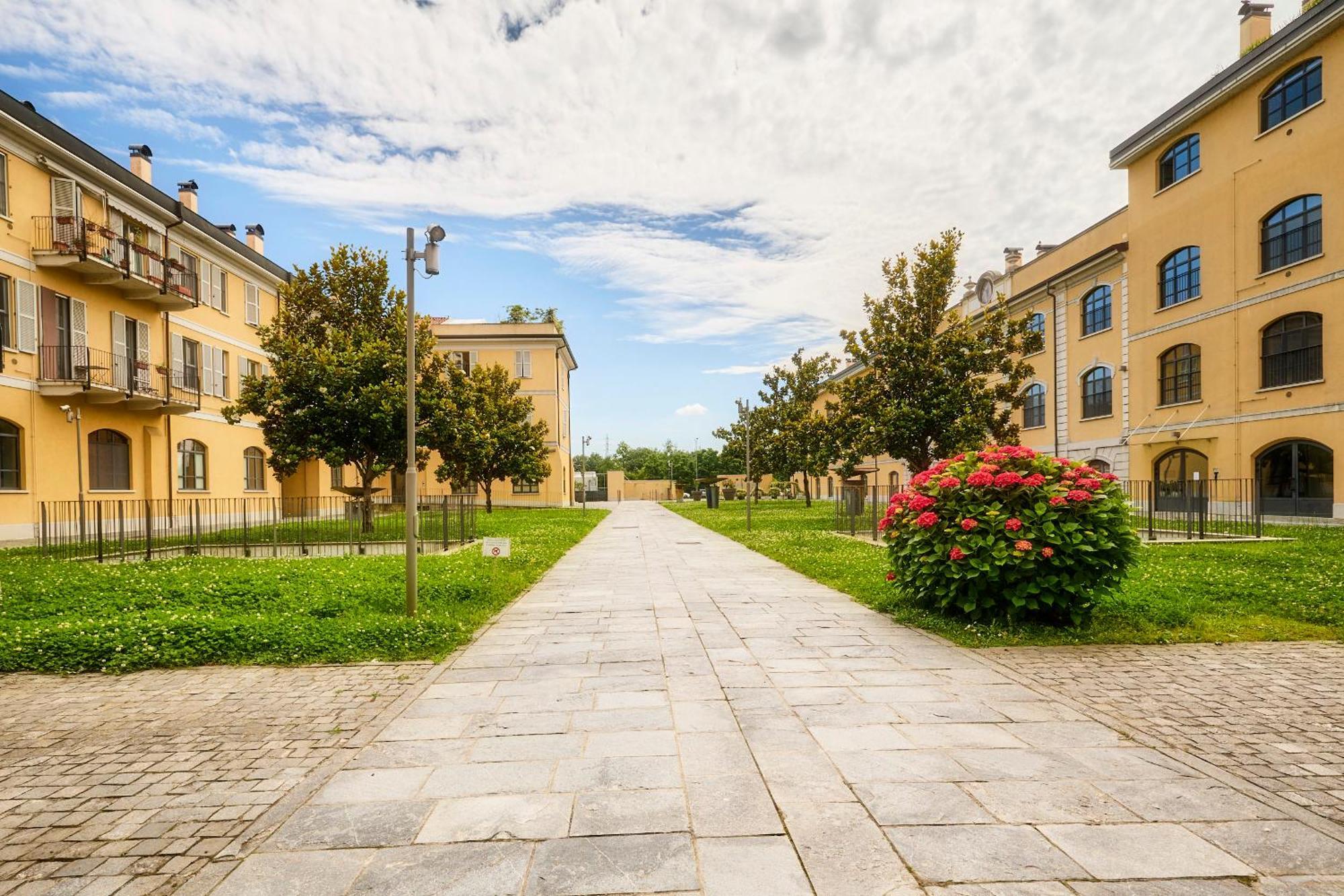 Luxy Appartment Close Navigli Milano Esterno foto